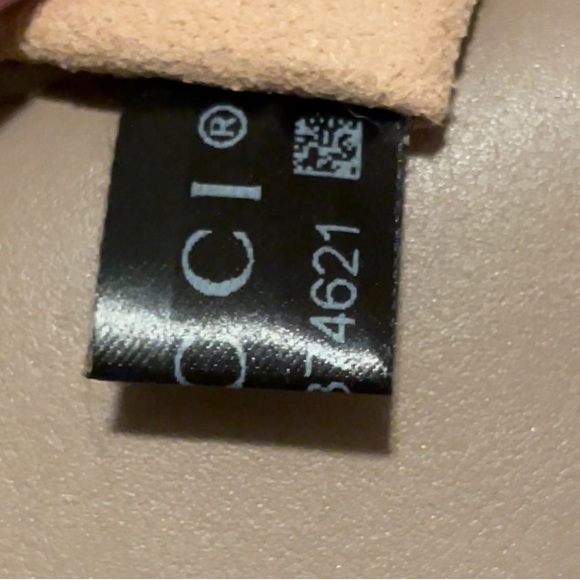 Gucci Marmont Medium 9.5/10 condition w/box, dust bag, receipt retail $3885 +tax - Picture 10 of 11